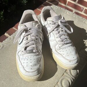 Nike Air Force 1, size 8